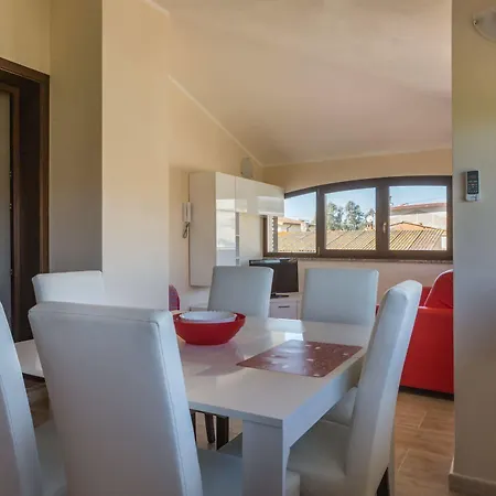 Anaelehouserooms Ltb Pensión 5*