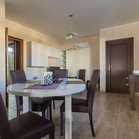 Anaelehouserooms Ltb Vendégház Arborea