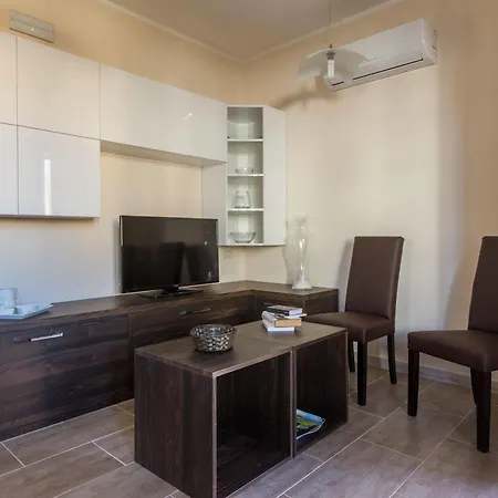 Pensionat Anaelehouserooms Ltb