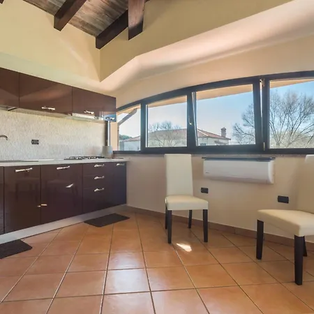 Casa de hóspedes Anaelehouserooms Ltb Arborea