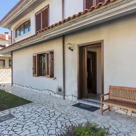 Casa de hóspedes Anaelehouserooms Ltb Arborea